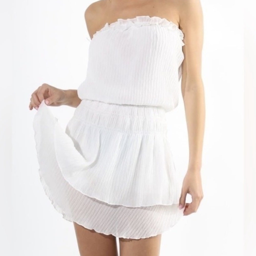 NWOT - Glam Martina Strapless white ruffle mini dress, size Medium